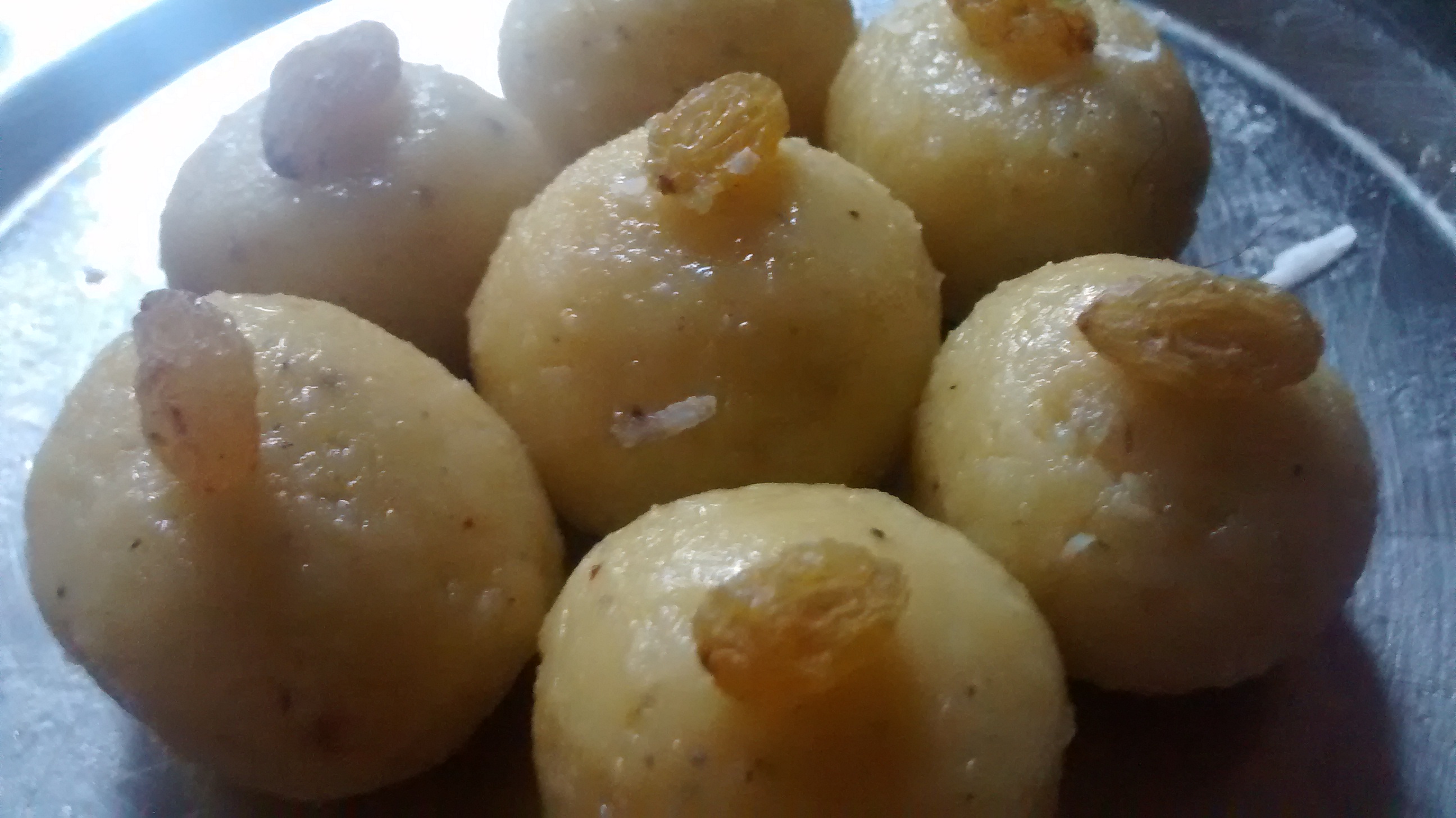 coconut_laddoo (1)